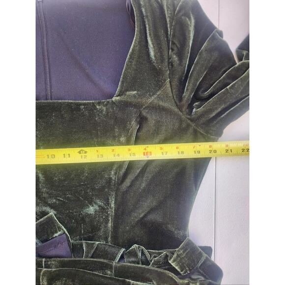 Donna Morgan Dress Womens 14 Green Velvet Long Sleeve Square Neck Midi Holidays - Picture 7 of 15